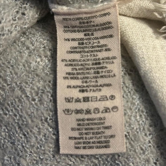 Free People Women’s S Overeized Ivory & Silver Leopard Sequin V-Neck Knit Tunic - Picture 8 of 9